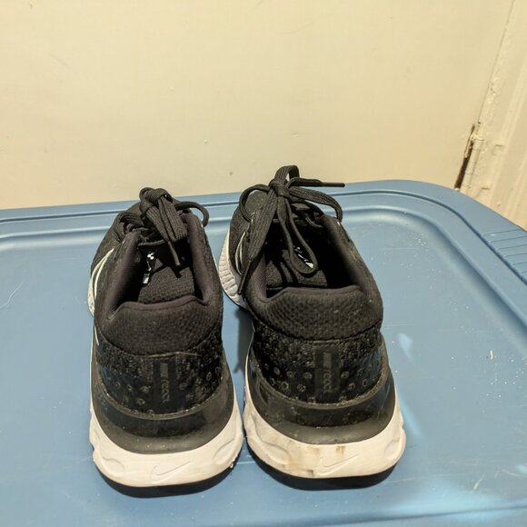 Nike React Infinity Run Flyknit 3 - Picture 3 of 10